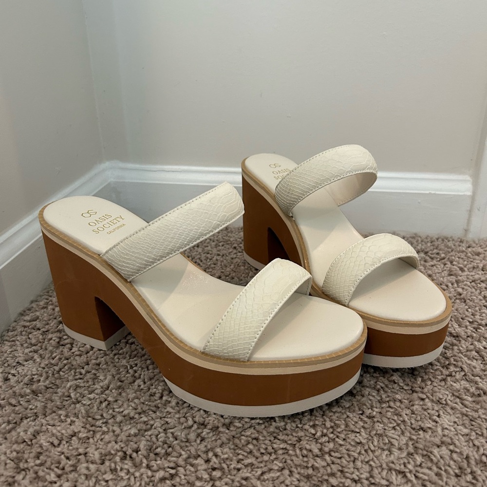 Chic Cream and Tan Platform Sandals